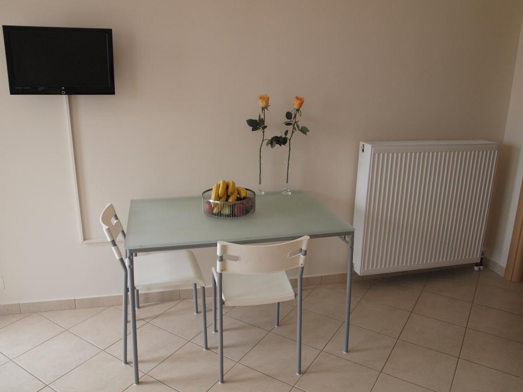 Salesi Apartman Megalópoli Kültér fotó